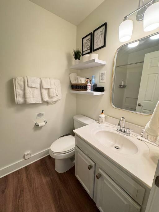 Cute And Cozy Comfy Birds Junior Cottage - 1 Mile To Dwntn Ocean Springs, Near Beach With Golf Cart מראה חיצוני תמונה